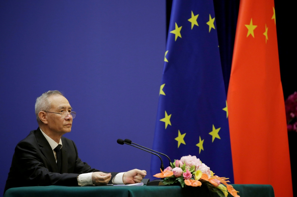 Chinese Vice Premier Liu He attends a joint news conference with European Commission Vice President Jyrki Katainen (not pictured) after the EU-China High-level Economic Dialogue at Diaoyutai State Guesthouse in Beijing, China June 25, 2018. REUTERS/Jason 