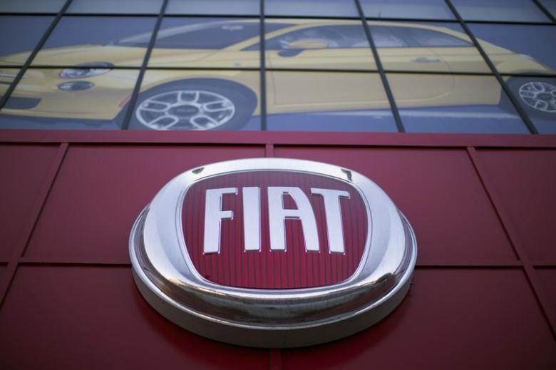 The Fiat logo is pictured at a car dealership at Motor Village in Los Angeles, October 13, 2014. Reuters/Mario Anzuoni