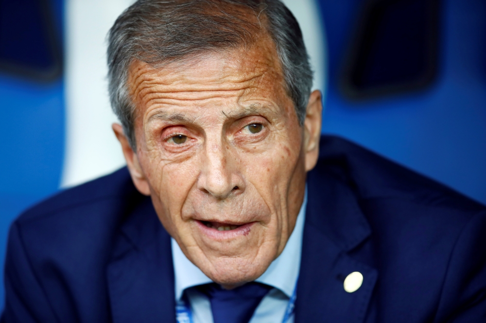 Uruguay coach Oscar Tabarez before the match. Reuters/Jason Cairnduff