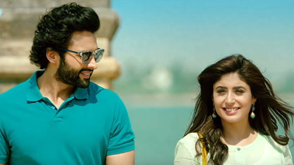 Still of the actors Kritika Kamra (R) and Jackky Bhagnani taken from the movie Mitron.