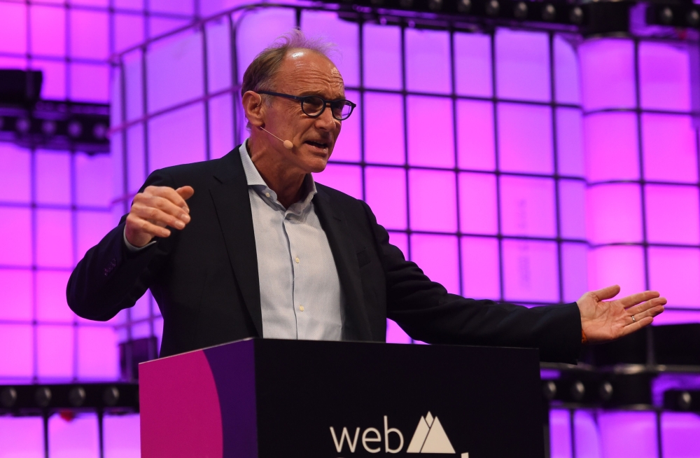 English scientist Tim Berners-Lee from the Web Foundation addresses the opening ceremony of the 2018 edition of the annual Web Summit technology conference in Lisbon on November 5, 2018.  AFP / FRANCISCO LEONG
