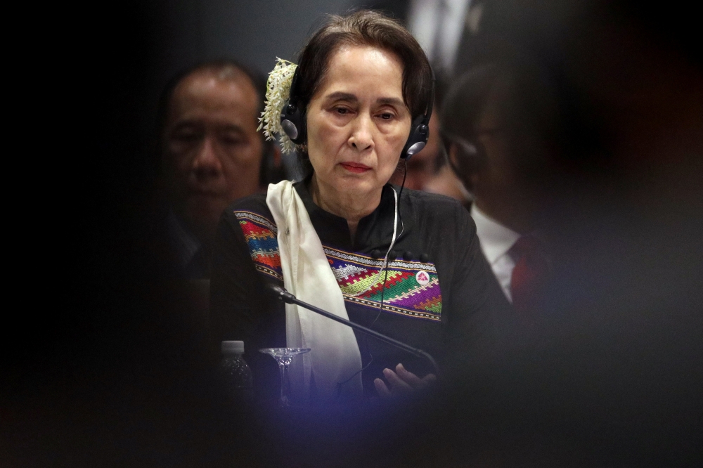 Myanmar's State Counsellor Aung San Suu Kyi attends the ASEAN Plus Three (APT) Summit in Singapore, November 15, 2018. REUTERS/Athit Perawongmetha