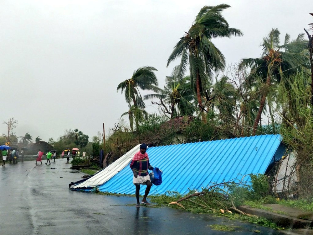 The aftermath of cyclone Gaja is seen in Tamil Nadu, India November 16, 2018 in this picture obtained from social media. SHABBIR AHMED/REUTERS