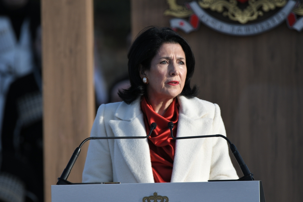 Georgia's new President Salome Zurabishvili gives a speech during her inauguration ceremony in Telavi on December 16, 2018. / AFP / POOL / IRAKLI GEDENIDZE