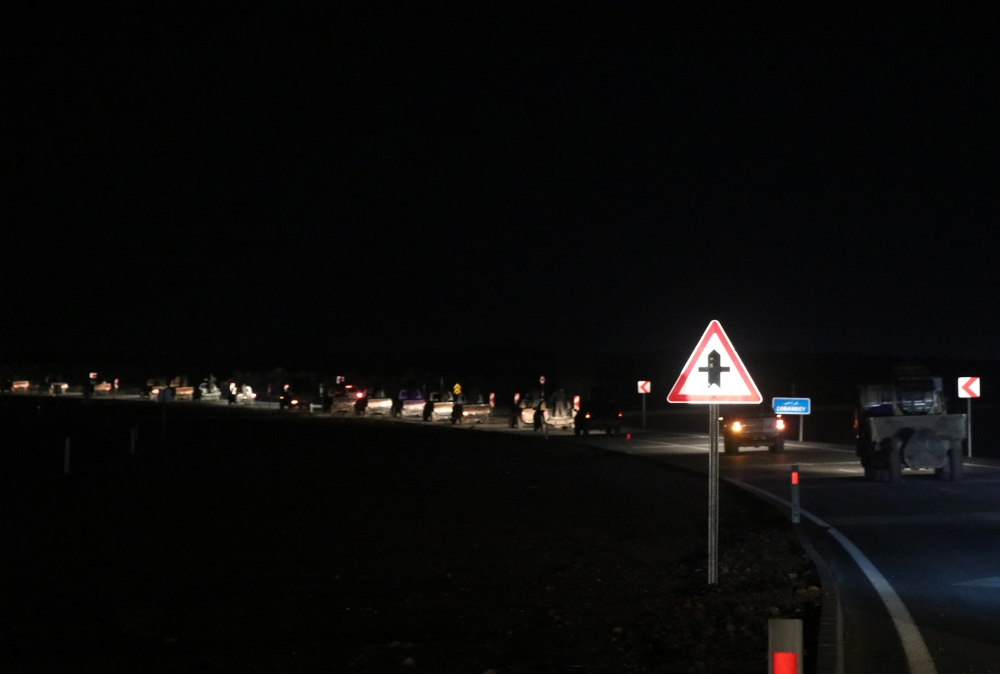 Heavy armed land and armoured vehicles belonging to Hamza division affiliated with Free Syrian Army (FSA) are being dispatched to the front lines in Manbij at the border with YPG militia and Asad regime forces, on December 24 in Azez, Syria. (Hisam el Hom