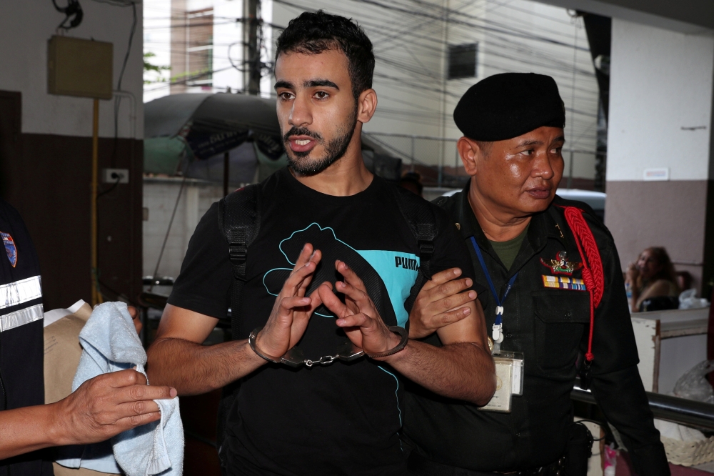 FILE PHOTO: Former Bahrain football player Hakeem Al Araibi, who holds a refugee status in Australia, at court in Bangkok, Thailand Dec 11, 2018. REUTERS/Athit Perawongmetha