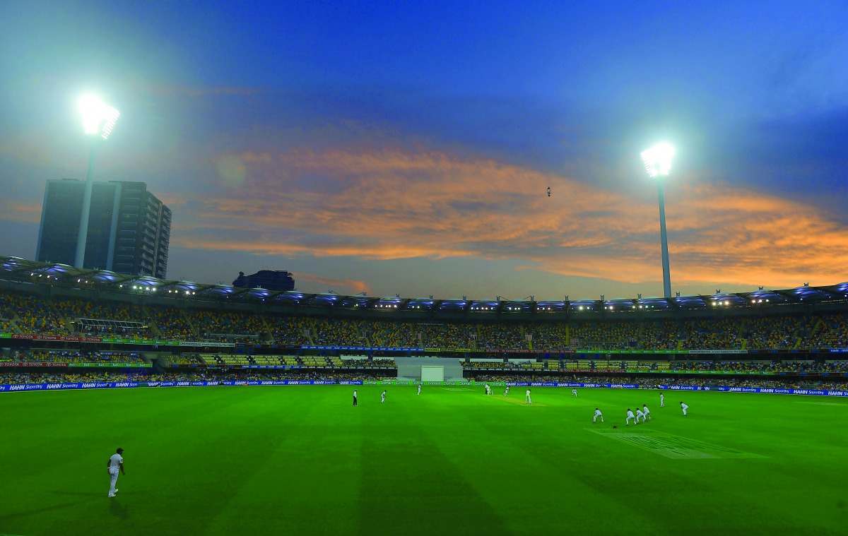 Play continues during the first day of the day-night Test cricket match between Australia and Sri Lanka at the Gabba in Brisbane on January 24, 2019.  AFP / Ishara S Kodikara