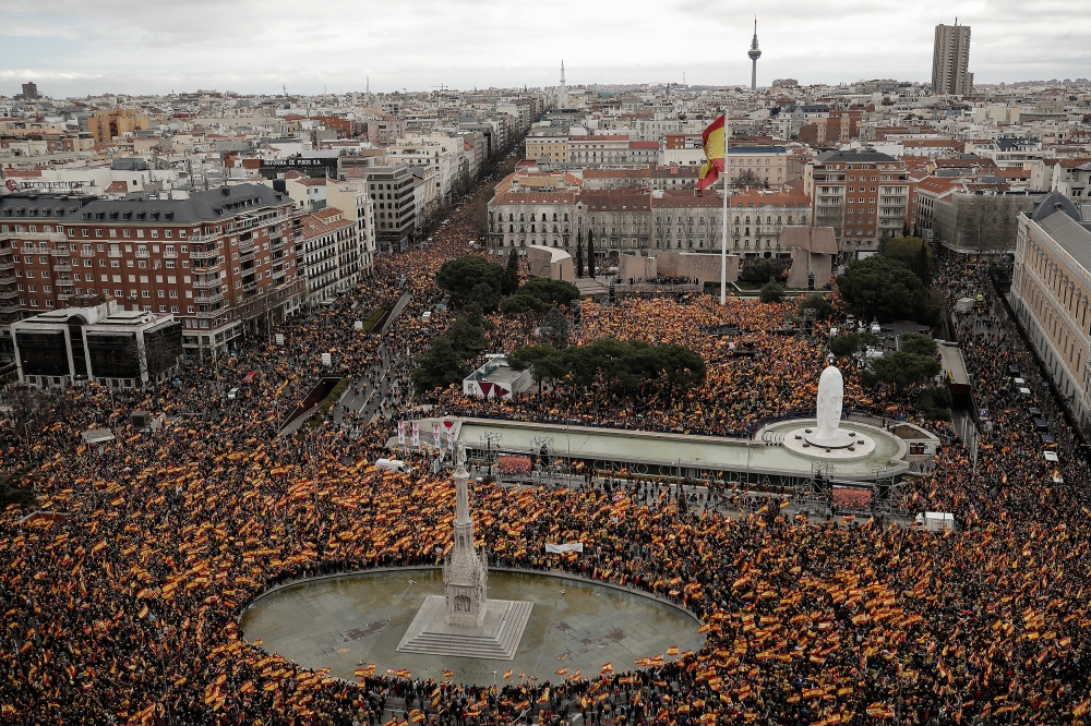 People gather to stage a protest against the policies of socialist minority government, which is in power for 8 months, on establishing a dialogue with the separatist political parties in Catalonia with the organization of main opposition party People's P