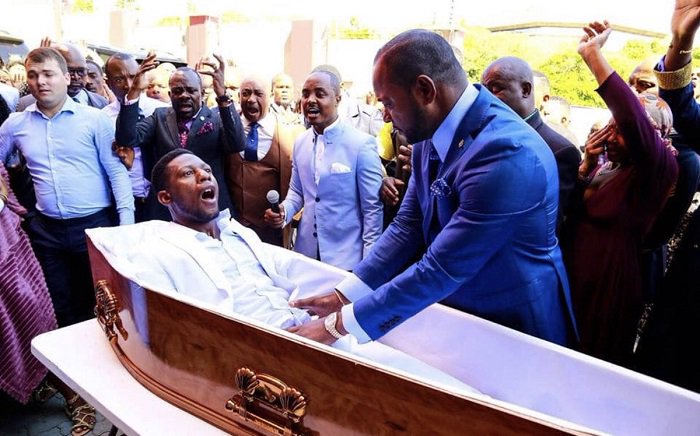 A video of Alleluia Ministries International pastor Alph Lukau 