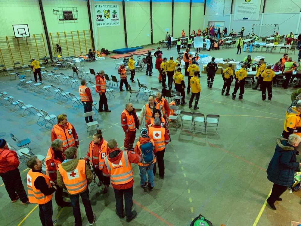 A rescue team is seen, after an engine failure on a cruise ship Viking Sky, in Hustadvika, Norway March 23, 2019. Odd Roar Lange/NTB Scanpix/via REUTERS
