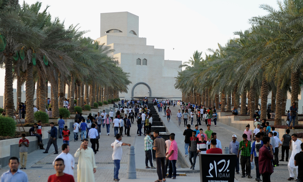FILE PHOTO: People Enjoying on the second day of Eid with friends on Corniche. August 30, 2009. Abdul Basit © The Peninsula