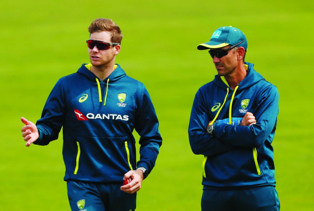 Australia head coach Justin Langer and Steve Smith during nets. (Action Images via Reuters/Lee Smith) 