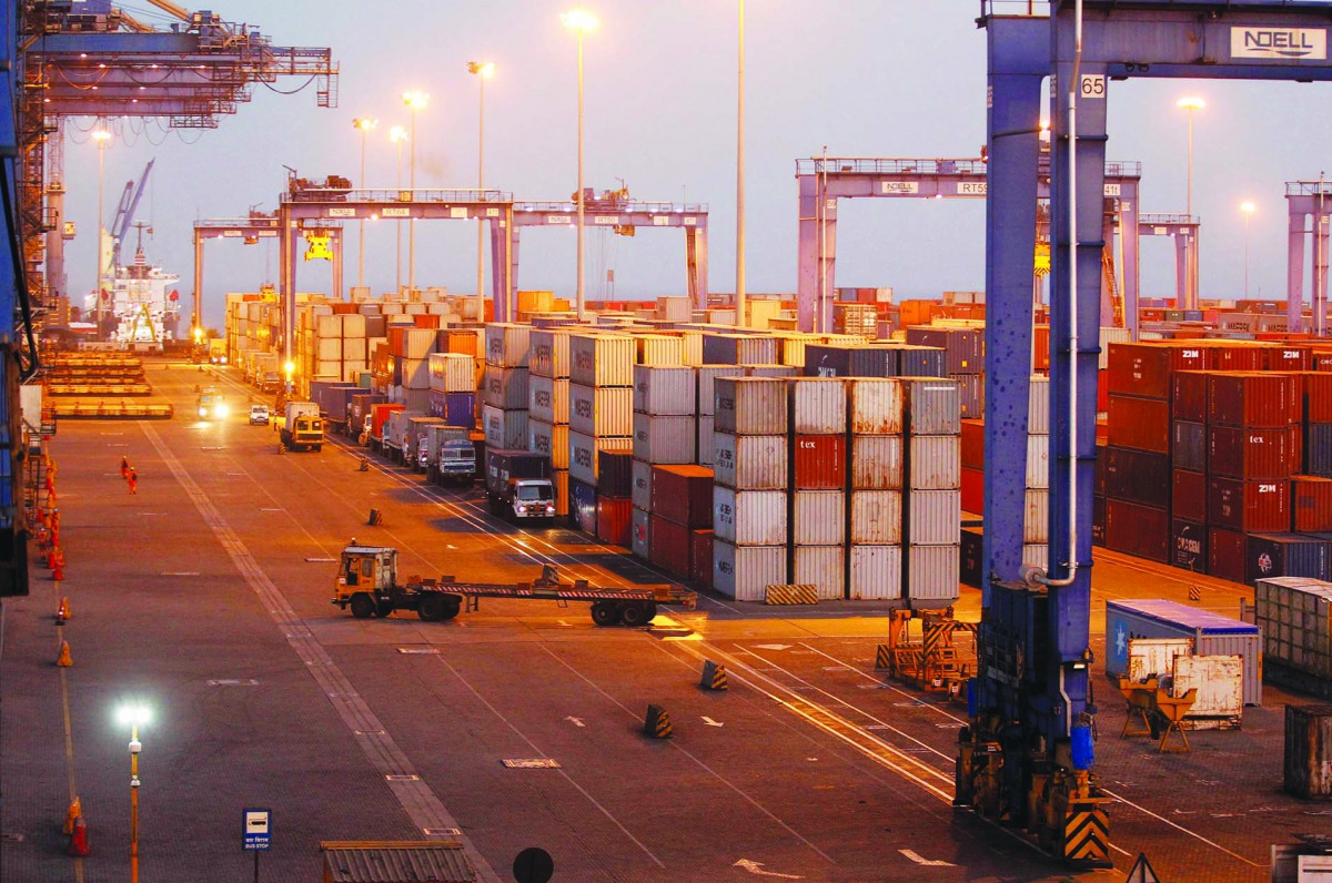 A general view of a container terminal is seen at Mundra Port in the western Indian state of Gujarat, India April 1, 2014. Reuters/Amit Dave 