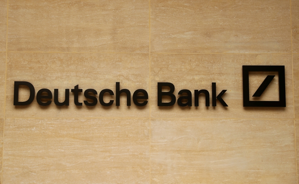 FILE PHOTO: The logo of Deutsche Bank is in London, Britain July 8, 2019. REUTERS/Simon Dawson/File Photo
