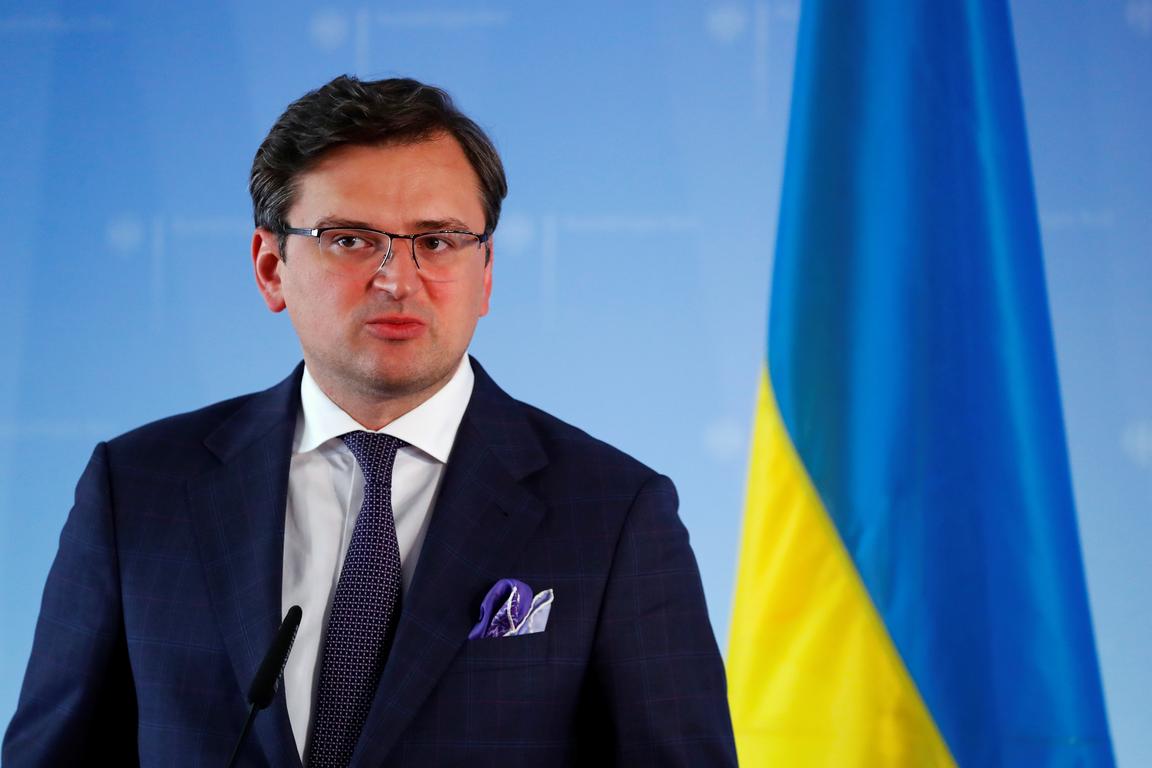 FILE PHOTO: Ukrainian Foreign Minister Dmytro Kuleba attends a news conference with his German counterpart Heiko Maas after discussing bilateral and international issues, in Berlin, Germany, June 2, 2020. REUTERS/Fabrizio Bensch/Pool

