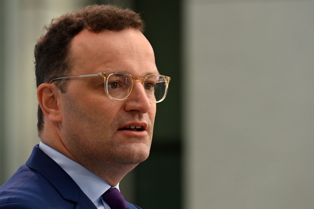 German Health Minister Jens Spahn holds a press conference on the German testing strategy on August 6, 2020 at the health ministry in Berlin, amid the novel coronavirus COVID-19 pandemic. / AFP / John MACDOUGALL