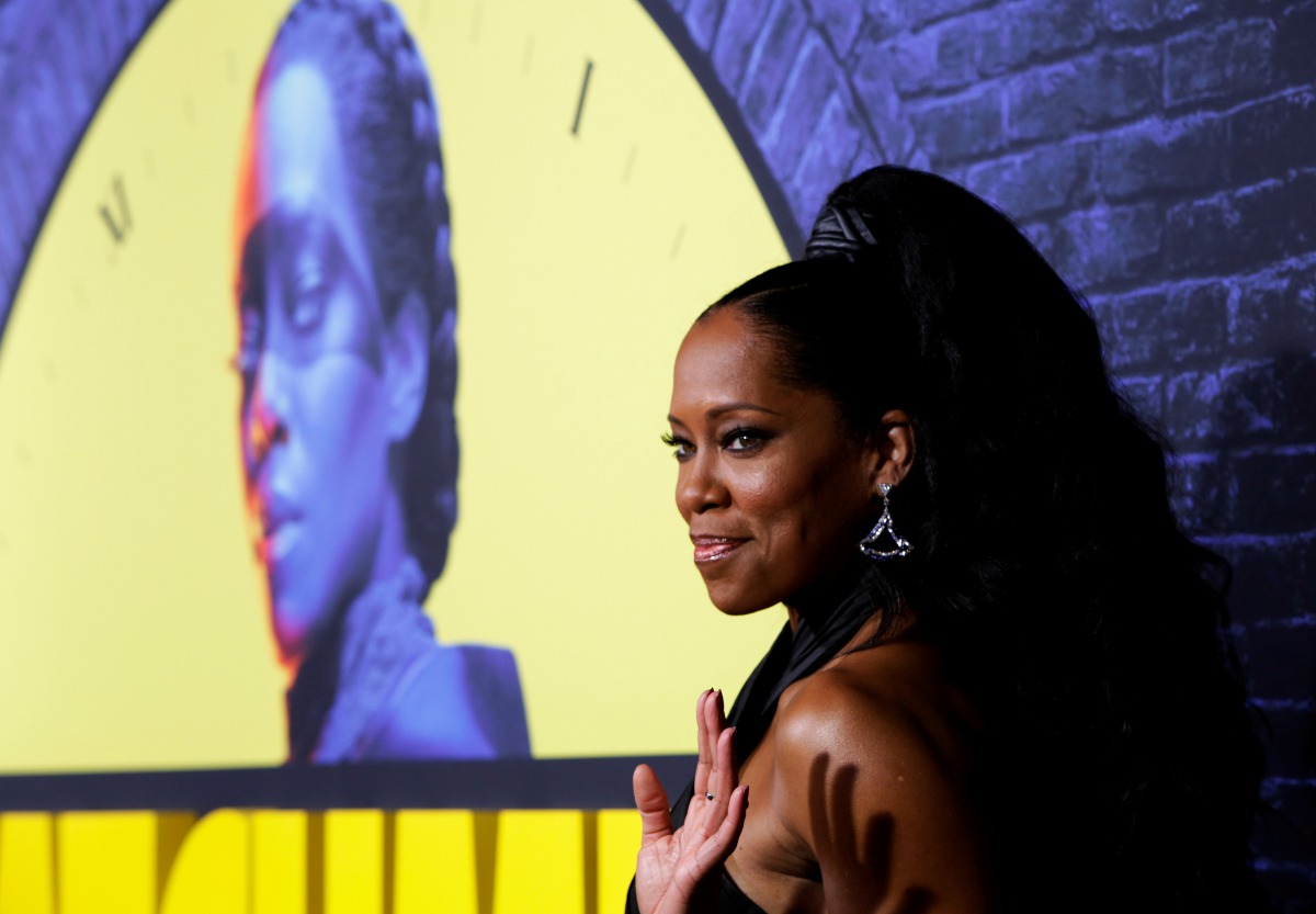 FILE PHOTO: Regina King arrives at the premiere of the HBO series Watchmen in Los Angeles, California, U.S., October 14, 2019. REUTERS/Monica Almeida/File Photo
