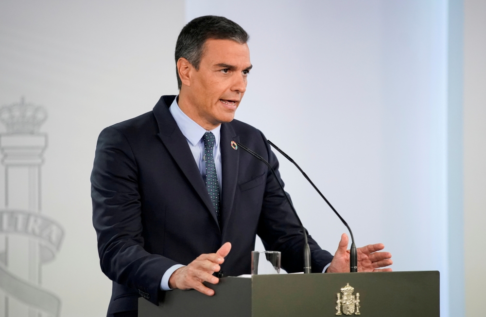 Spanish Prime Minister Pedro Sanchez speaks during a news conference after a cabinet meeting, amid the coronavirus disease (COVID-19) outbreak, at the Moncloa Palace in Madrid, Spain, August 25, 2020. REUTERS/Juan Medina/File Photo