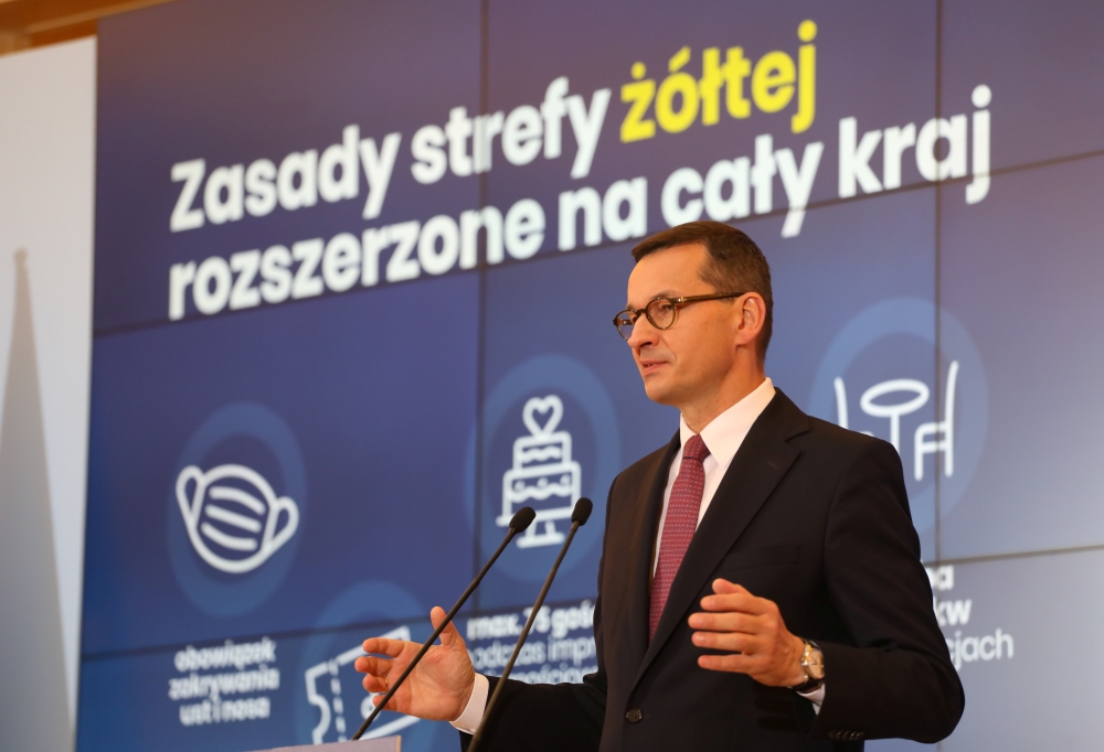 Poland's Prime Minister Mateusz Morawiecki speaks during a news conference as the country grapples with a sharp spike in coronavirus disease (COVID-19) cases, in Warsaw, Poland October 8, 2020. Slawomir Kaminski/Agencja Gazeta/via REUTERS