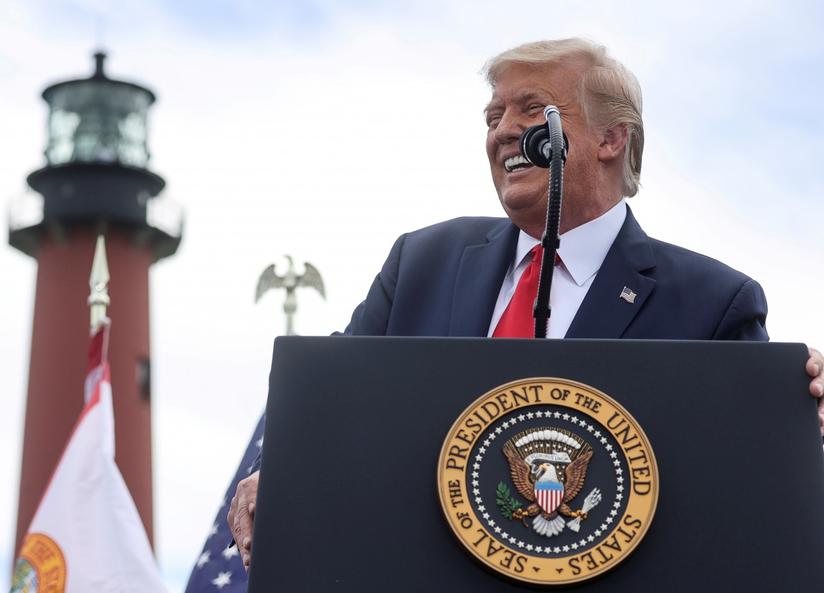 FILE PHOTO: U.S. President Donald Trump speaks about the environment during a campaign stop at Jupiter Inlet Lighthouse and Museum in Jupiter, Florida, U.S., September 8, 2020. REUTERS/Jonathan Ernst/File Photo
