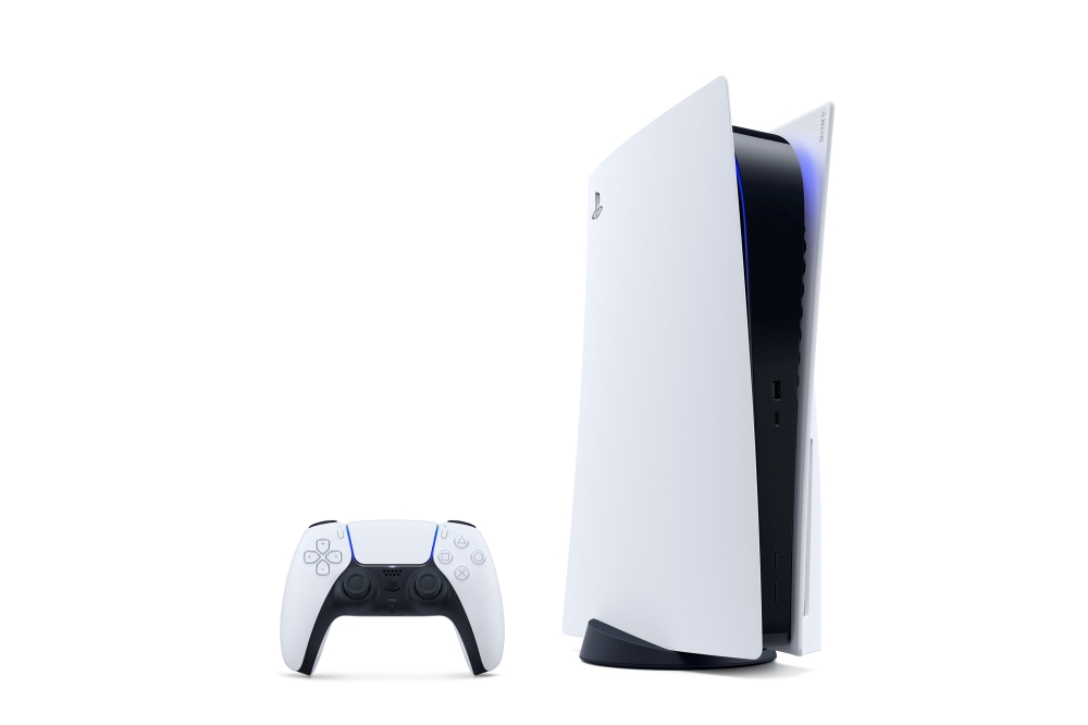 (FILES) This handout file image released by Sony Interactive Entertainment Inc in the US on June 11, 2020 shows the PlayStation 5 console. AFP / Sony Interactive Entertainment 