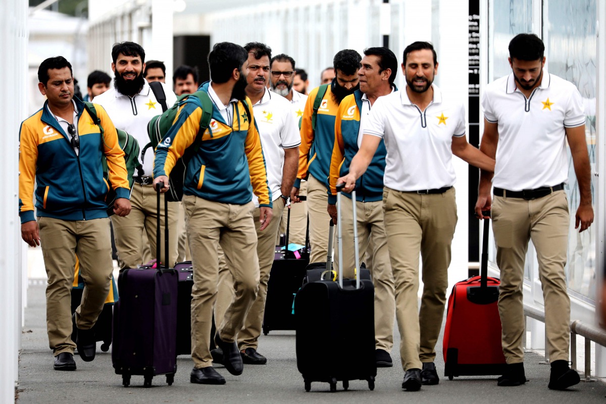 Members of Pakistan's cricket team arrive at Christchurch International Airport from their hotel on December 8, 2020. / AFP / Sanka VIDANAGAMA
