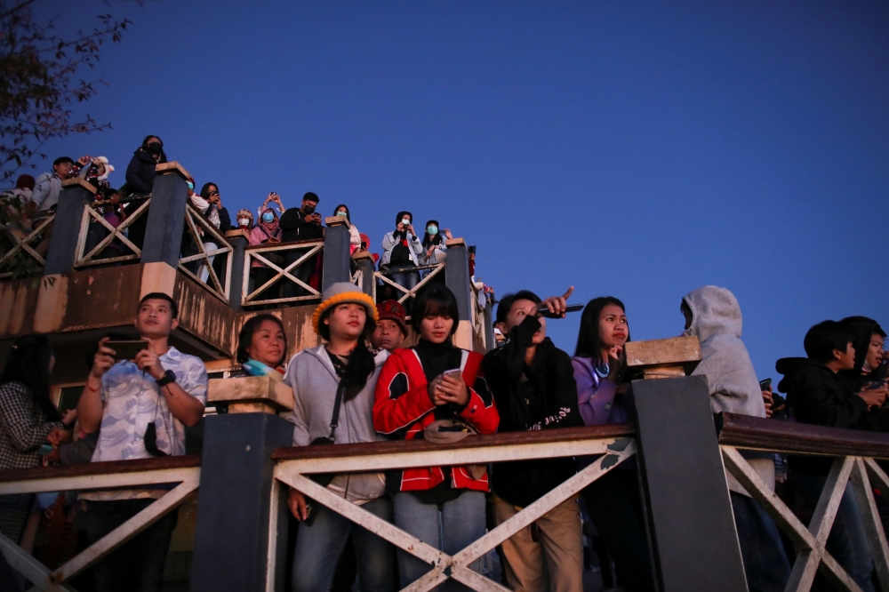Tourists wait for sunrise at Phu Thap Buek mountain in Phetchabun province, Thailand, December 12, 2020. REUTERS/Soe Zeya Tun