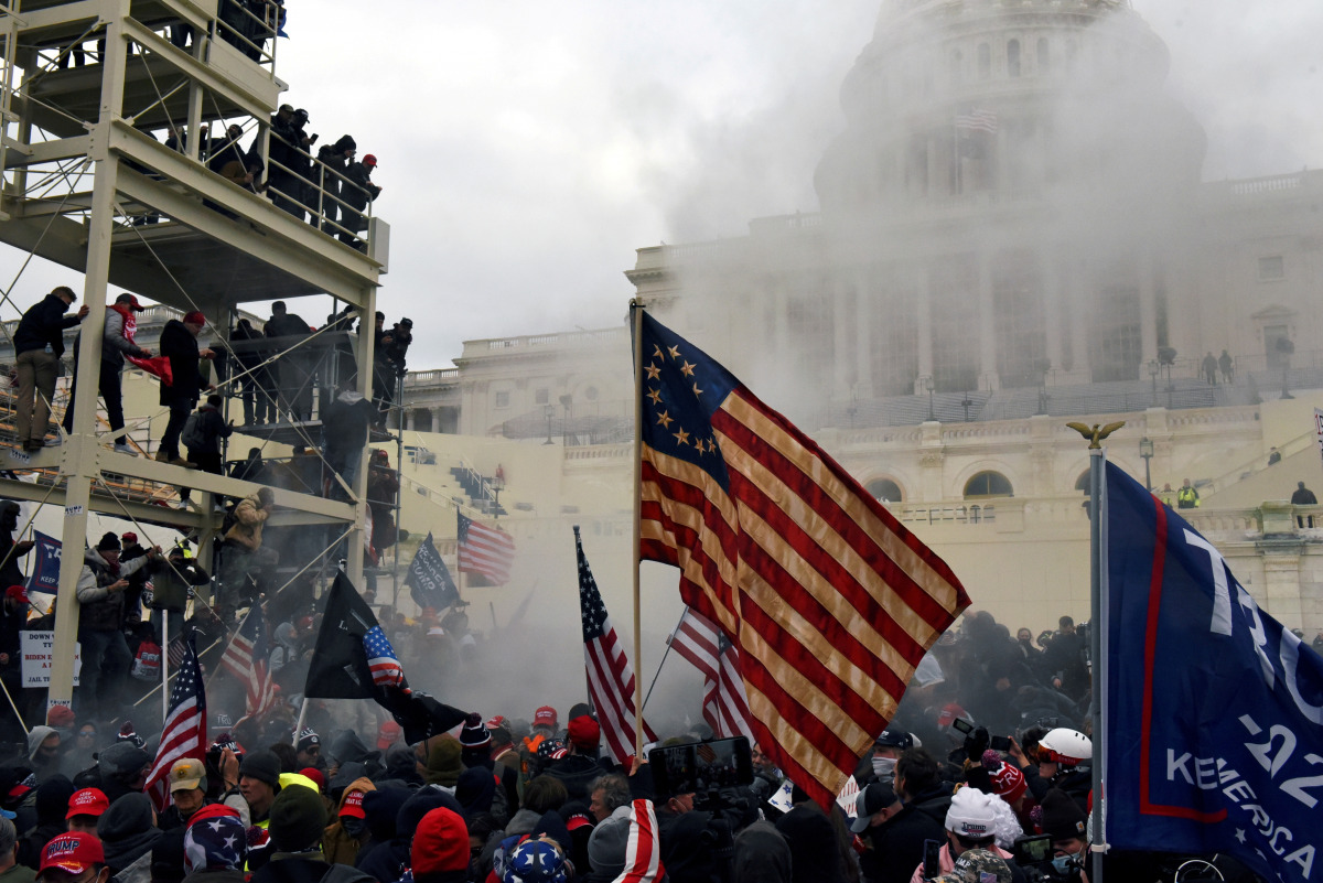 FILE PHOTO: Supporters of U.S. President Donald Trump protest in front of the U.S. Capitol Building in Washington, U.S. January 6, 2021. REUTERS/Stephanie Keith/File Photo
