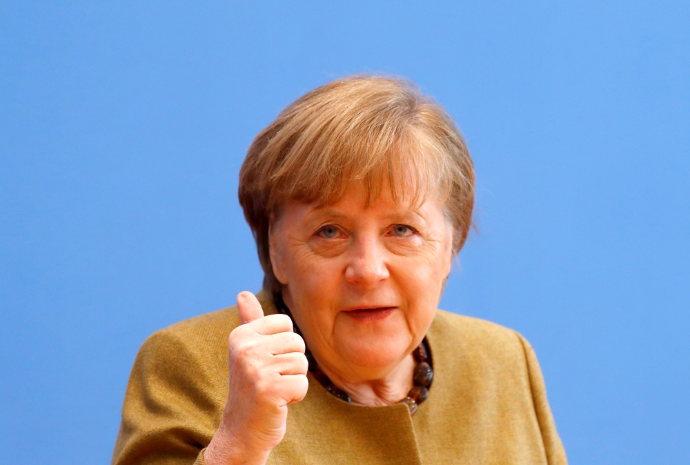 German Chancellor Angela Merkel holds a news conference about the current situation of the spread of the coronavirus disease (COVID-19), in Berlin, Germany, January 21, 2021. REUTERS/Fabrizio Bensch