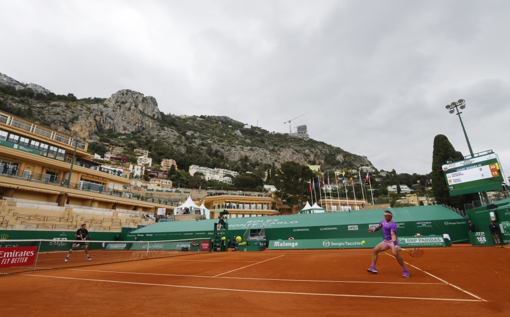 Tennis - ATP Masters 1000 - Monte Carlo Masters - Monte-Carlo Country Club, Roquebrune-Cap-Martin, France - April 14, 2021 Spain's Rafael Nadal in action during his second round match against Argentina's Federico Delbonis REUTERS/Eric Gaillard
