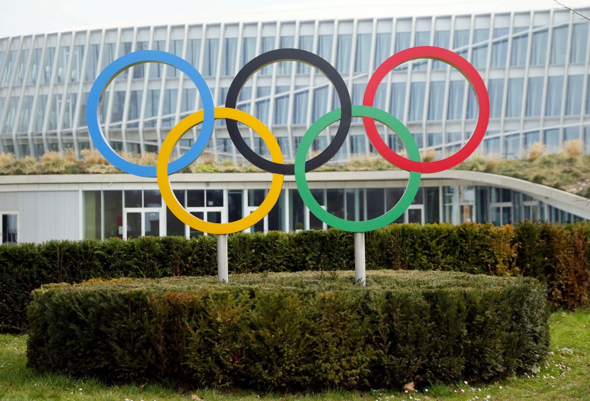 FILE PHOTO: The Olympic rings are pictured in front of the International Olympic Committee (IOC) headquarters in Lausanne, Switzerland, March 9, 2021. REUTERS/Denis?Balibouse/File Photo/File Photo
