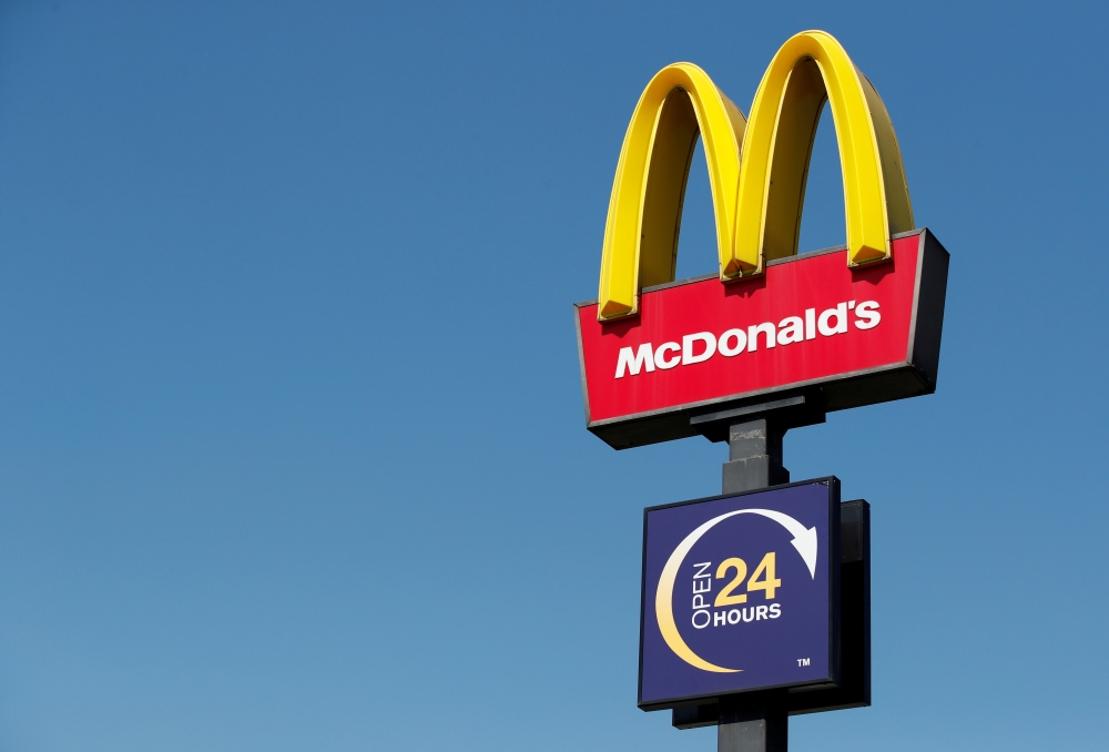 File photo: A McDonald's logo is pictured at a branch in Leicester, Britain, April 25, 2020. Reuters/Andrew Boyers/File Photo