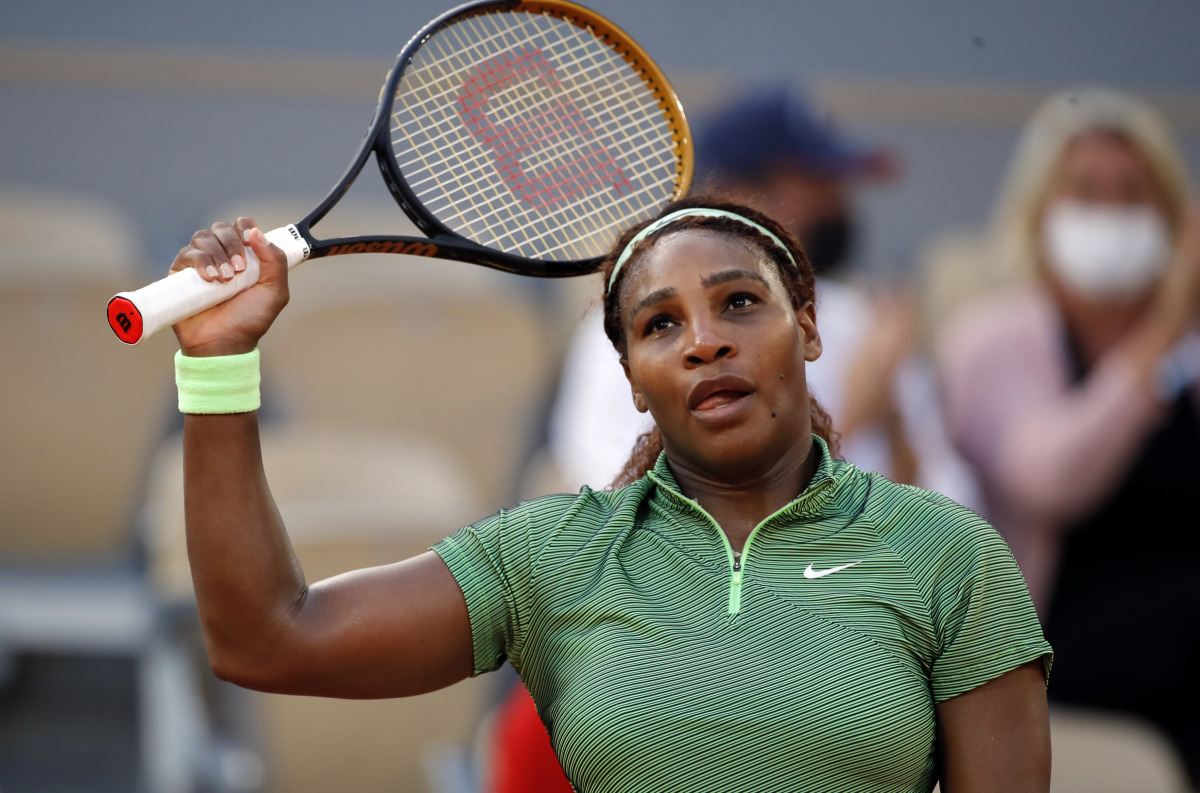 Tennis - French Open - Roland Garros, Paris, France - June 2, 2021 Serena Williams of the U.S. celebrates after winning her second round match against Romania's Mihaela Buzarnescu REUTERS/Sarah Meyssonnier
