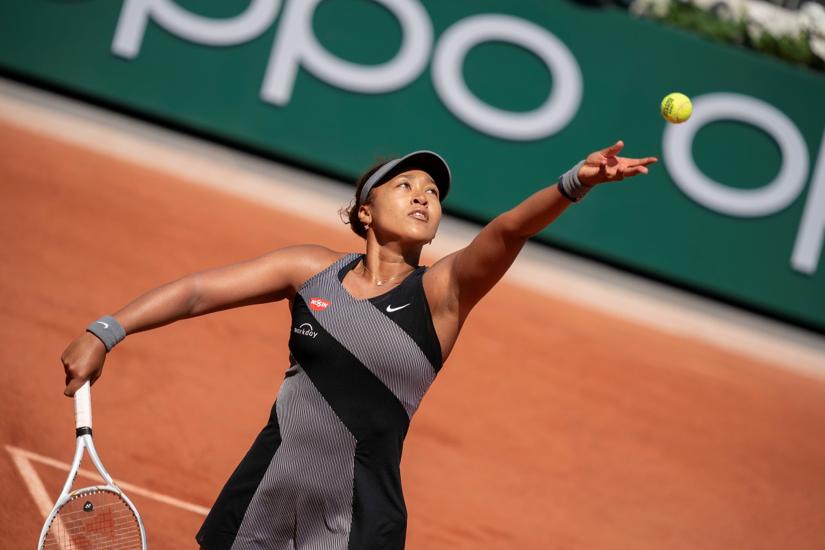 FILE PHOTO: FOTO DE ARCHIVO. La tenista Naomi Osaka juega contra la rumana Patricia Maria ?ig en Roland Garros, en París, Francia. 30 de mayo de 2021. Susan Mullane/USA TODAY Sports/File Photo

