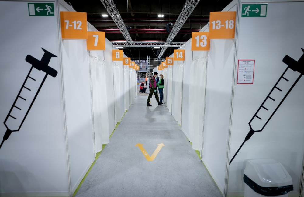 Cabins at a vaccination centre set up in the Erika-Hess ice stadium to fight the coronavirus disease in Berlin, Germany, January 14, 2021. Kay Nietfeld/Pool via REUTERS/File Photo