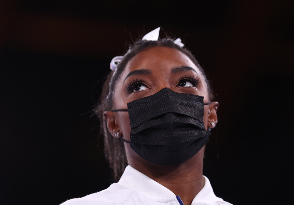 Simone Biles of the United States wearing a mask before the start. Reuters/Mike Blake