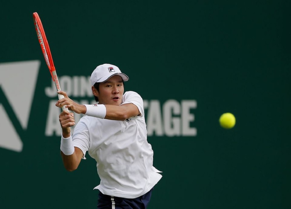 Tennis - ATP 250 - Eastbourne International - Devonshire Park Lawn Tennis Club, Eastbourne, Britain - June 25, 2021 South Korea's Kwon Soon-woo in action during his semi final match against Australia's Alex de Minaur Action Images via Reuters/Andrew Could