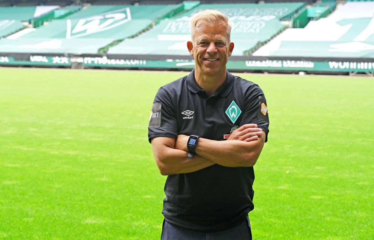 FILE PHOTO: Werder Bremen's new coach Markus Anfang poses during his presentation Pool via REUTERS/Carmen Jaspersen/File Photo
