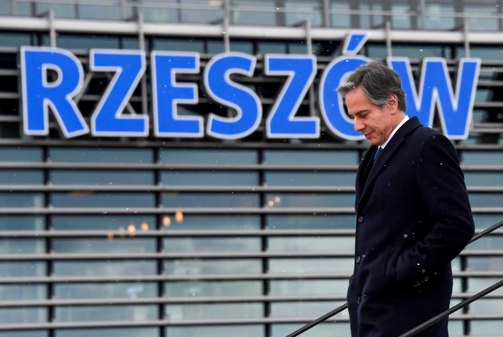 U.S. Secretary of State Antony Blinken disembarks his plane as he arrives for his visit, amid Russia's invasion of Ukraine, in Rzeszow, Poland March 5, 2022. Olivier Douliery/Pool via REUTERS