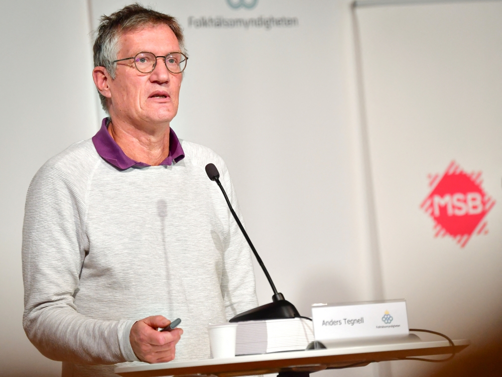 State epidemiologist Anders Tegnell of the Public Health Agency speaks during a news conference updating on the coronavirus disease (COVID-19) situation, in Stockholm, Sweden, November 3, 2020. Jonas Ekstromer/TT News Agency/via REUTERS