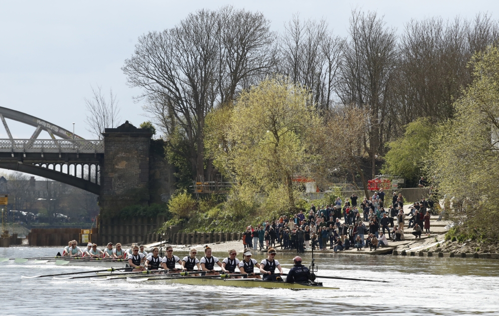 April 3, 2022 Oxford and Cambridge in action during the women's boat race Action Images via Reuters/Matthew Childs