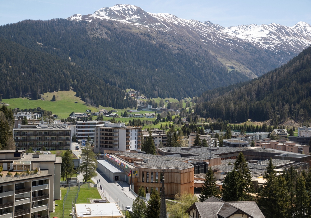A general view of the congress center, the venue of the upcoming World Economic Forum 2022 (WEF) in the Alpine resort of Davos, Switzerland May 11, 2022. REUTERS/Arnd Wiegmann
