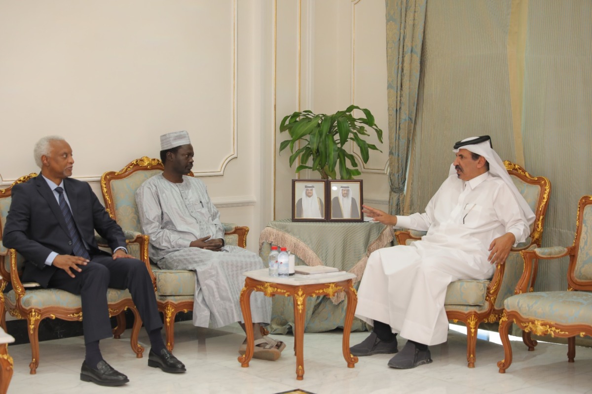 Governor of Darfur region of the Republic of Sudan Minni Arko Minawi, Ambassador of the Republic of Sudan to Qatar H E Ahmed Abdel-Rahman Siwar Al Dahab, and Qatar Chamber First Vice-Chairman Mohamed bin Towar Al Kuwari, during the meeting. 