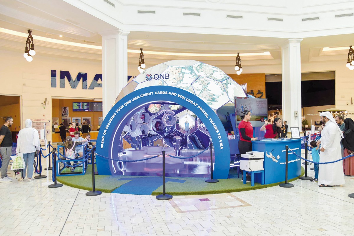 Mall visitors participate in QNB’s FIFA World Cup Qatar 2022 campaign. 