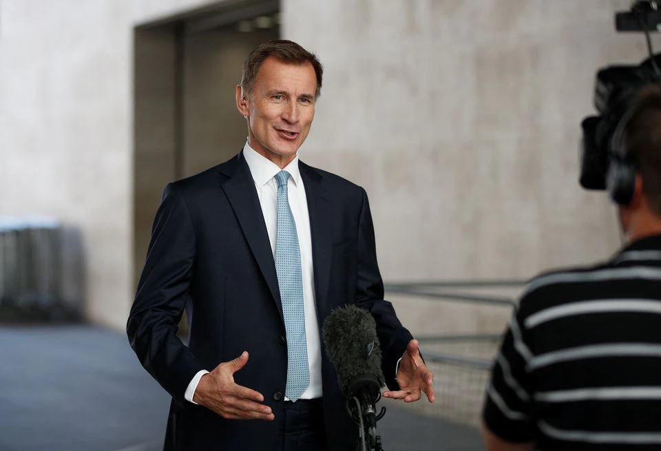 Jeremy Hunt, Conservative party leadership candidate speaks during an interview, in London, Britain, July 10, 2022. REUTERS/Peter Nicholls/File Photo
