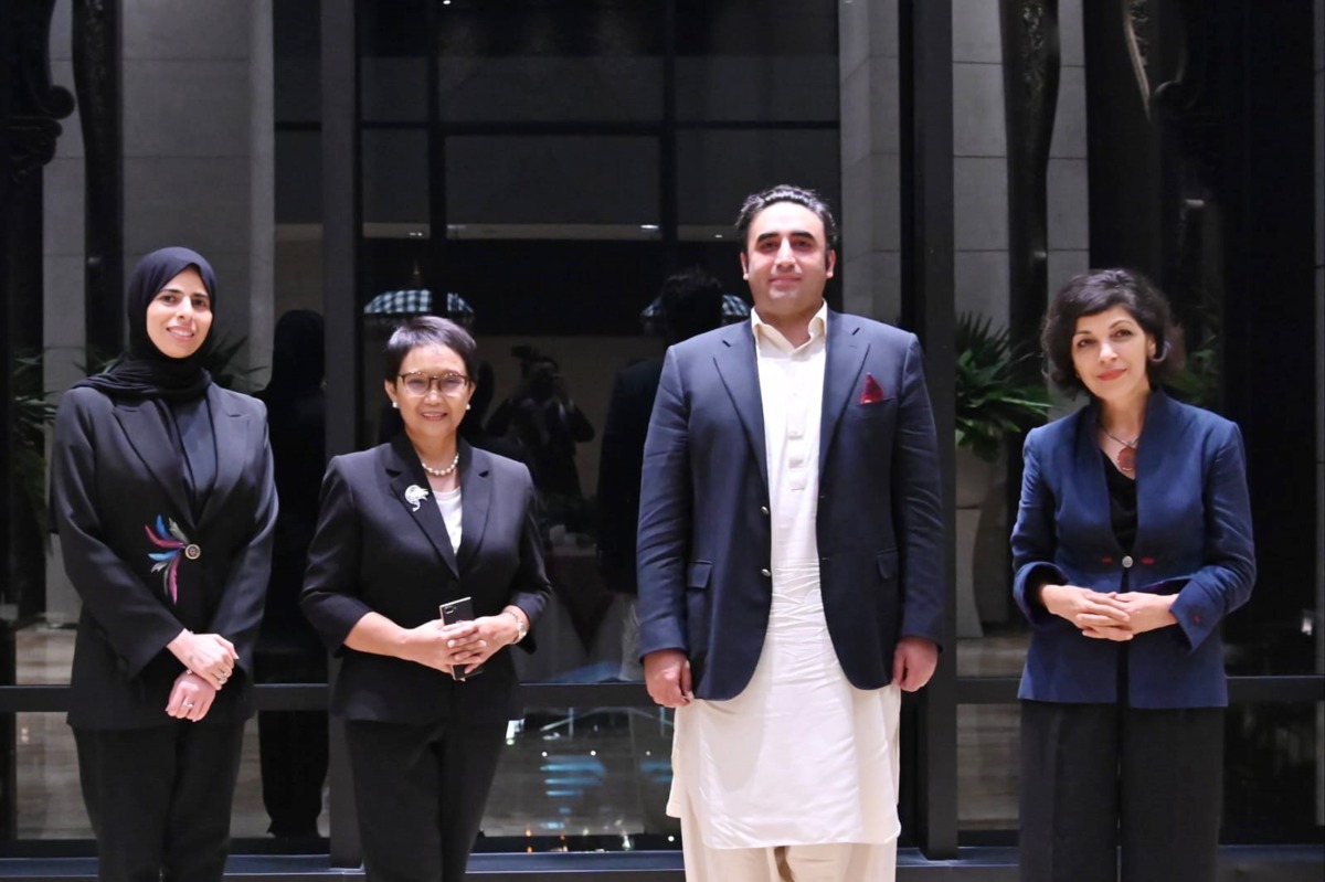 FROM LEFT: Assistant Foreign Minister H E Lolwah bint Rashid Al Khater with Minister of Foreign Affairs of Indonesia H E Retno Lestari Priansari Marsudi; Minister of Foreign Affairs of Pakistan H E Bilawal Bhutto Zardari; and the US Special Envoy for Afghan Women, Girls, and Human Rights H E Rina Amiri, in Bali. 