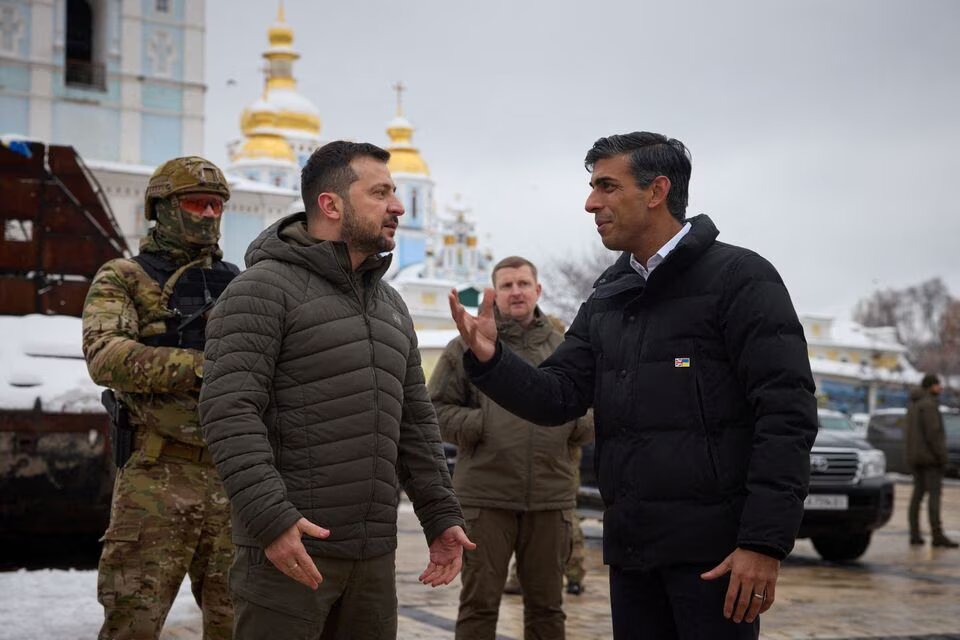 Ukraine's President Volodymyr Zelenskiy and Britain's new Prime Minister Rishi Sunak visit at an exhibition displaying destroyed Russian military vehicles, amid Russia's invasion, in central Kyiv, Ukraine on November 19, 2022. File Photo / Reuters