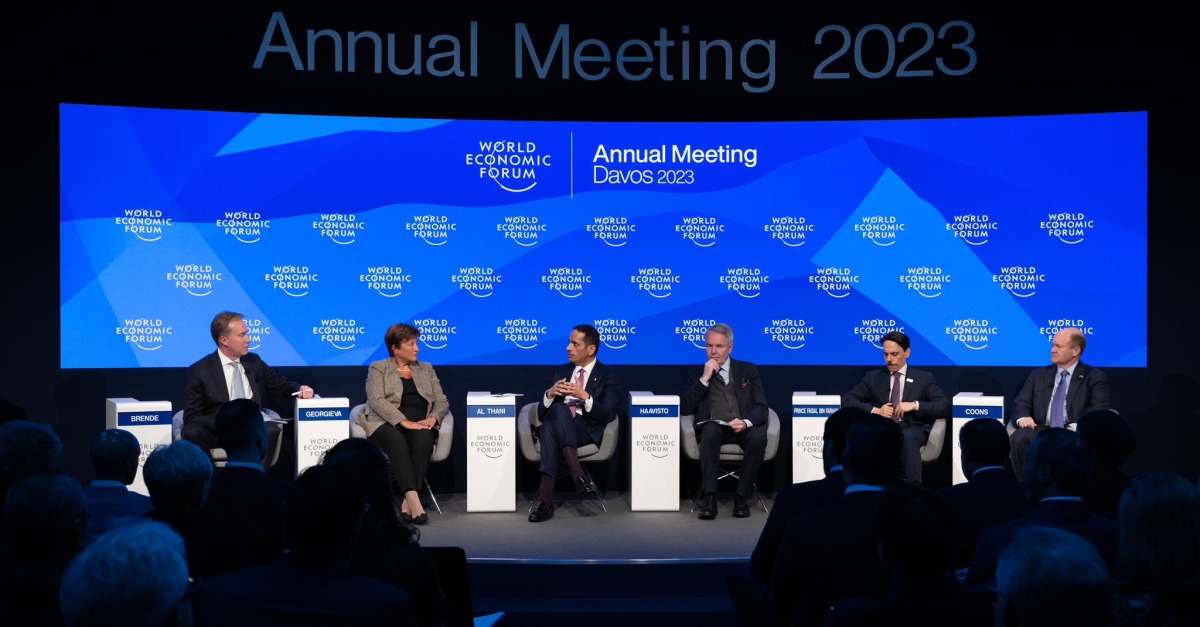 HE Sheikh Mohammed bin Abdulrahman Al Thani (3rd left) at the 53rd World Economic Forum annual meeting in Davos, Switzerland, on January 17, 2023.