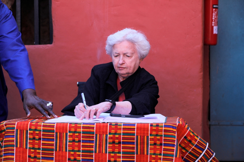 US Treasury Secretary Janet Yellen signs the visitor book after she visited the House of Slaves (Maison des Esclaves) at Goree Island off the coast of Dakar, Senegal on January 21, 2023. REUTERS/Ngouda Dione/File Photo