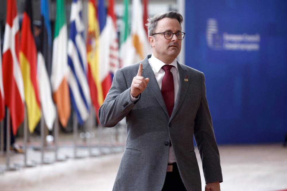 Luxembourg's Prime Minister Xavier Bettel arrives for a EU Summit, at the EU headquarters in Brussels, on March 23, 2023. (Photo by Kenzo TRIBOUILLARD / AFP)
